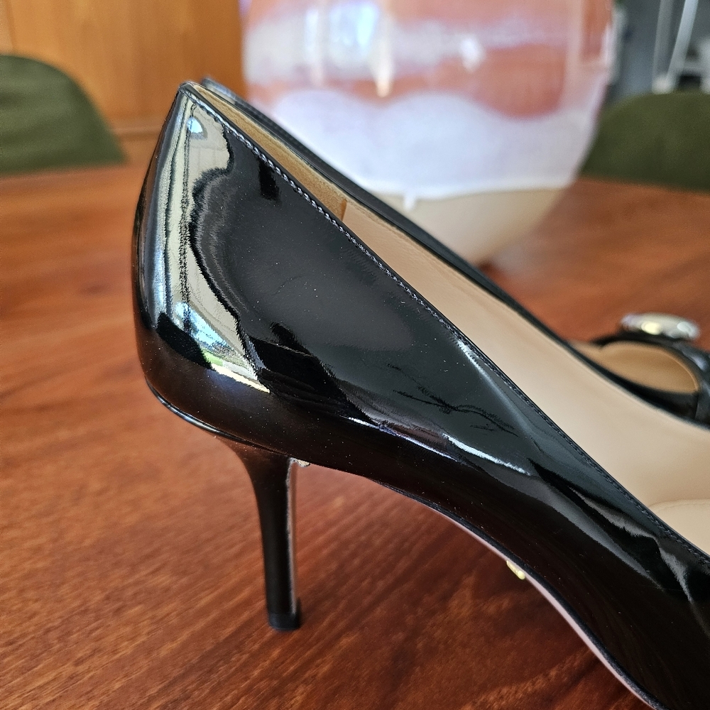 PRADA Black Italian Patent Leather Button Heels Point Toe Sz 40.5 NWOT - Picture 4 of 14